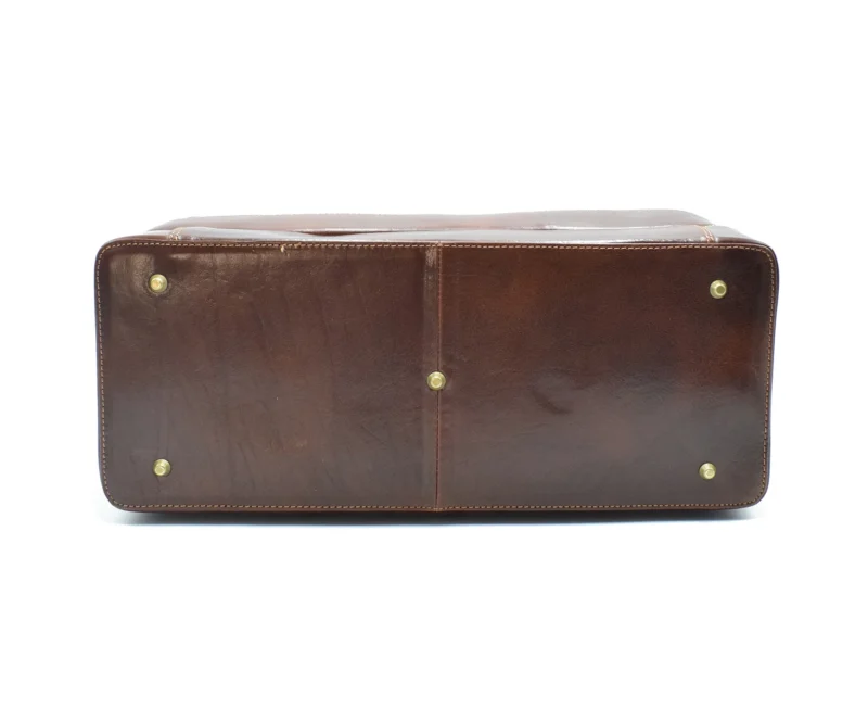 Doctor's bag with large instrument compartment